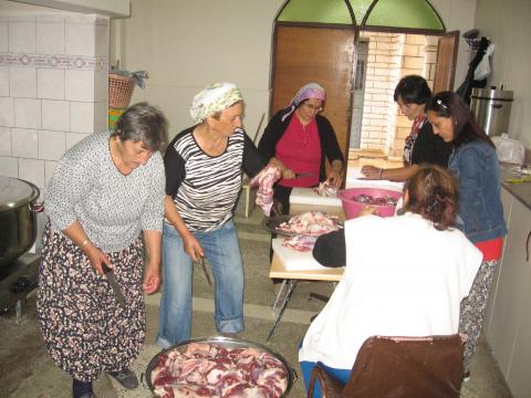 OCAK KÖYÜNDE AŞÜRE HAZIRLIĞI OCAK KÖYÜ